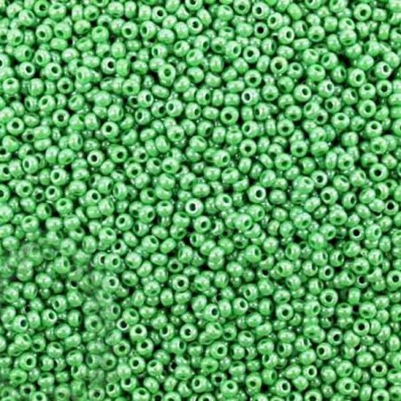 Бисер чешский PRECIOSA №568-10/0-58250- перламутровый, светло-зеленый, 10 г(+/- 10%) 
