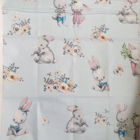 Отрез польской хлопковой ткани "Кролики с морковками на голубом", 40х50 см