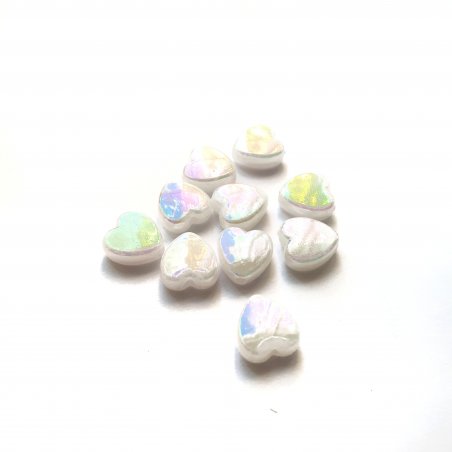 Бусины пластиковые белые с переливом "Сердце", 8х8х3 мм, 10 штук