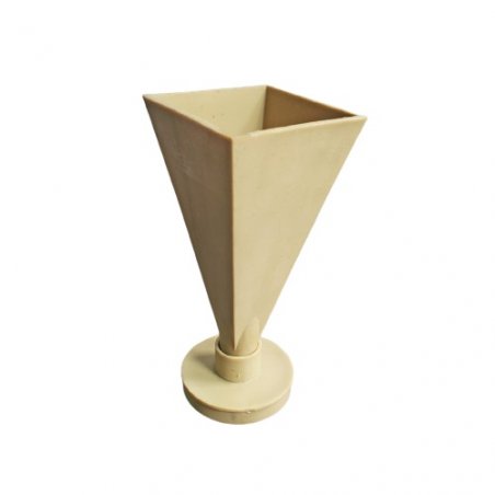 Форма для свечи Пирамида, 5,8х5,8х15 см