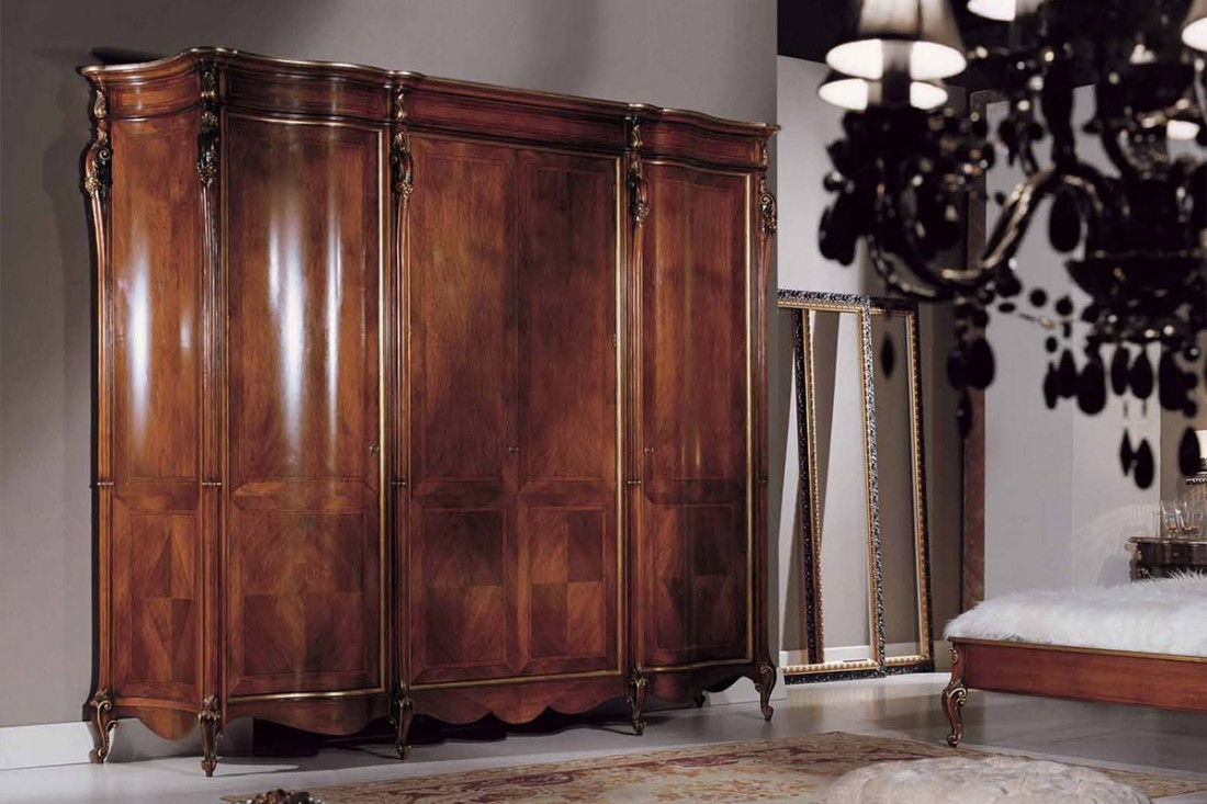 Великі конструкції та шафи-стінки