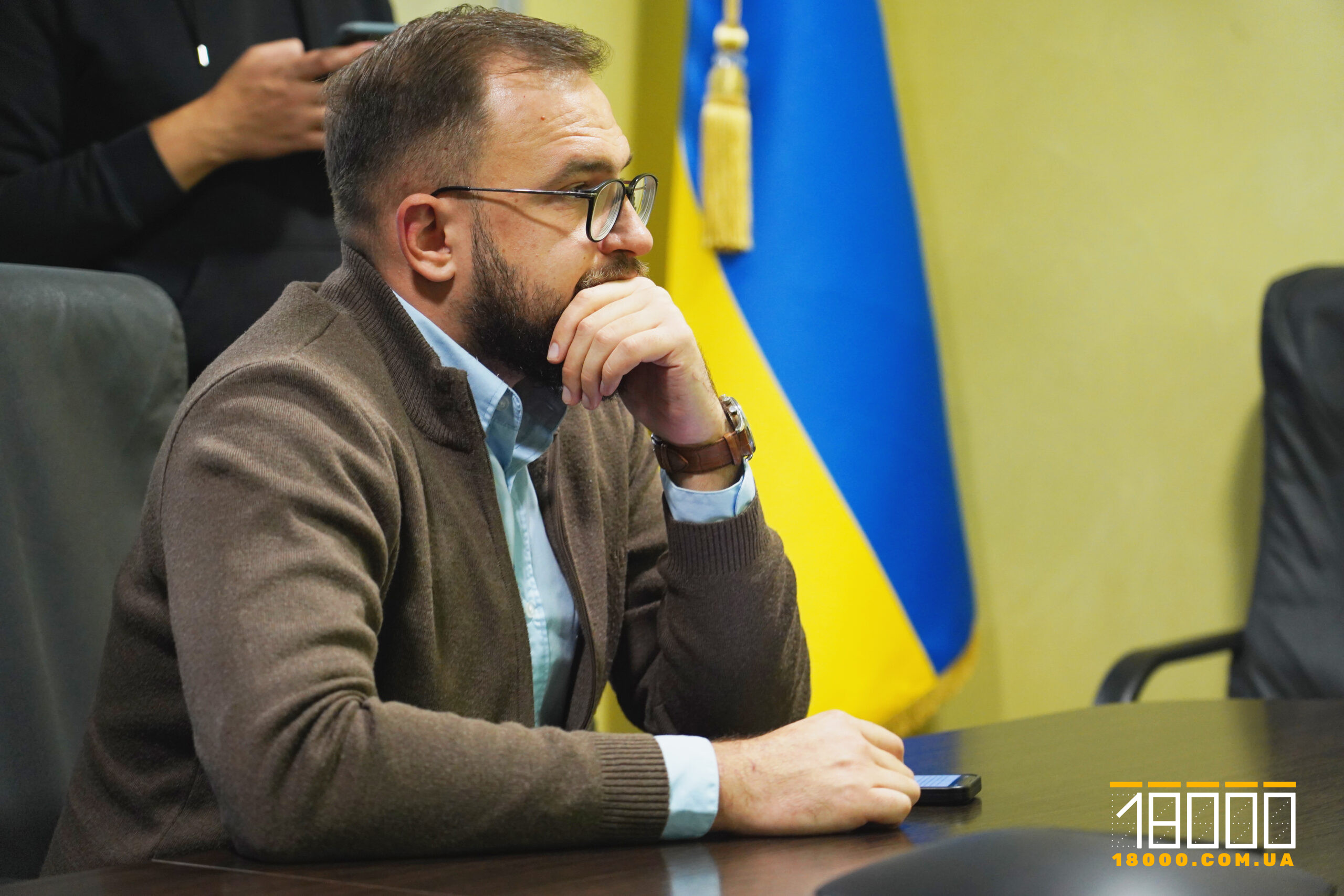 Сергій Макаренко - журналіст "18000"