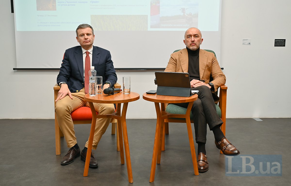 міністр фінансів Сергій Марченко і глава НБУ Андрій Пишний (праворуч)