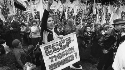 "Ми часом глорифікуємо і спрощуємо історичні події": Ігор Пошивайло про діяльність Музею Революції Гідності "Ми часом глорифікуємо і спрощуємо історичні події": Ігор Пошивайло про діяльність Музею Революції Гідності