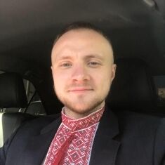 Давати прогнози майже неможливо, ми активно маневруємо біля Покровська. Інтерв'ю з військовим експертом Крамаровим