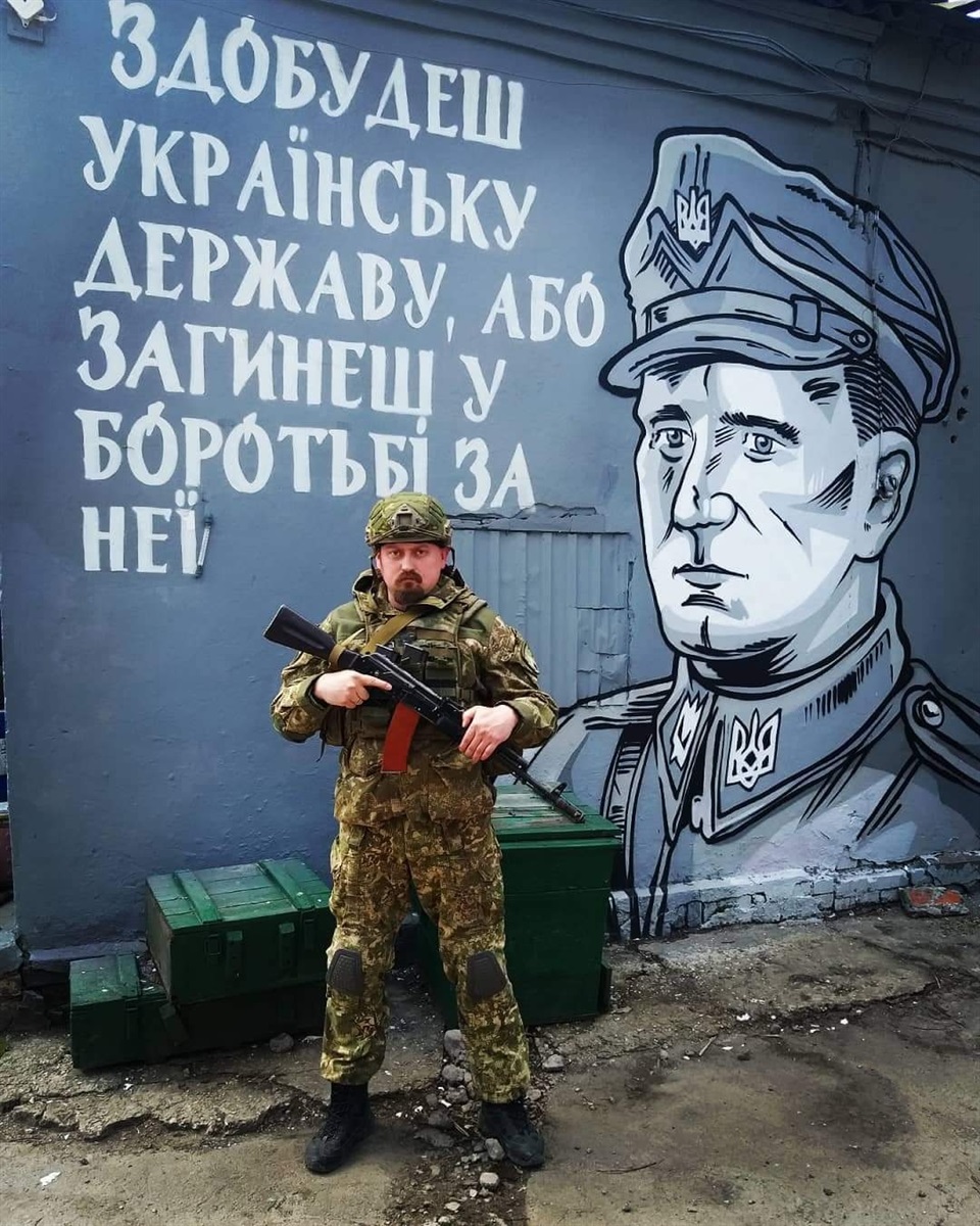 Позивний у Тараса від слова "молоток"