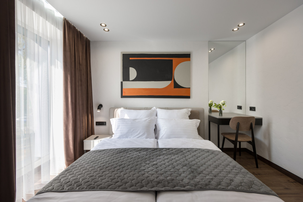 Kitchen and living room