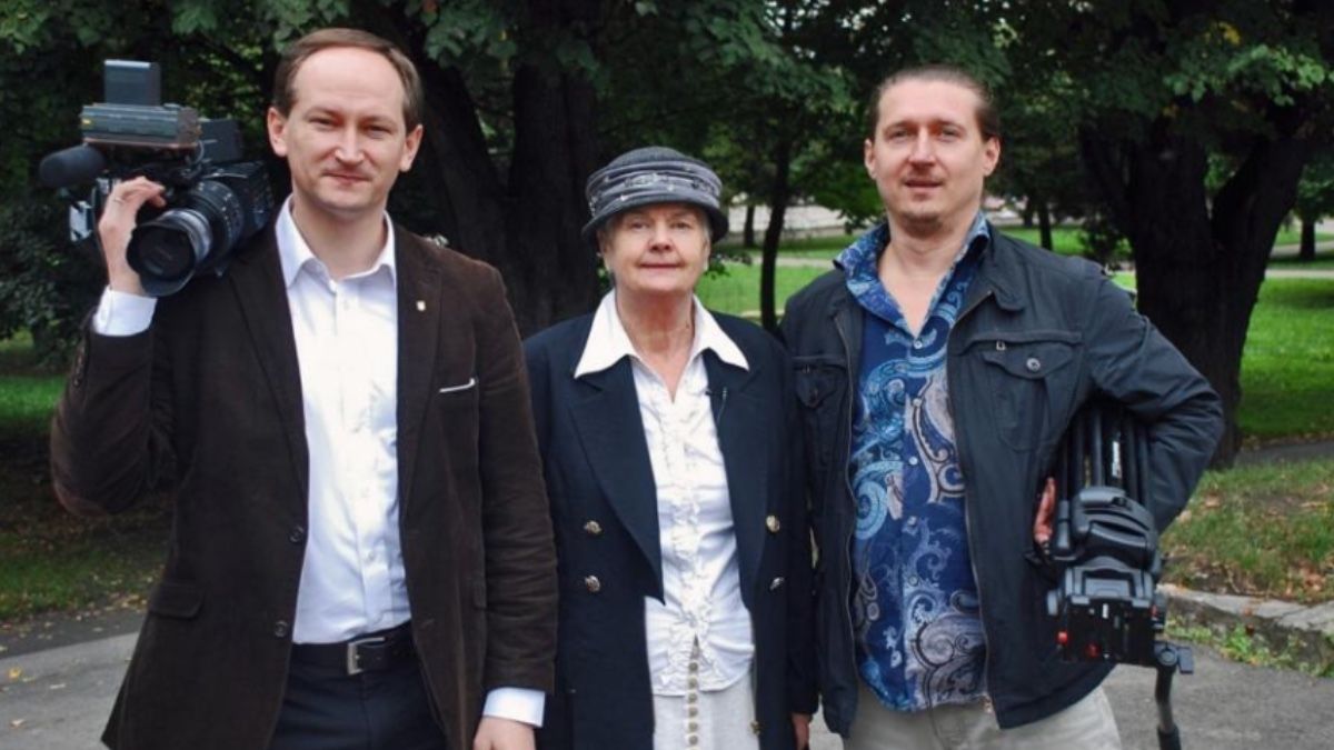 В’ячеслав Бігун, Леся Гонгадзе та співпродюсер Юрій Чижмар у 2012 році. Фото: «Книга і легенда: В’ячеслав Бігун» авторки Наталії Людвик В’ячеслав Бігун, Леся Гонгадзе та співпродюсер Юрій Чижмар у 2012 році. Фото: «Книга і легенда: В’ячеслав Бігун» авторки Наталії Людвик