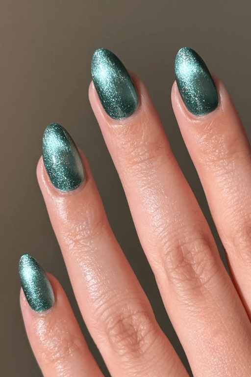 Стильний манікюр