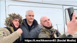 Российский глава Крыма Сергей Аксенов с участниками подразделения «БАРС-Крым», январь 2025 года