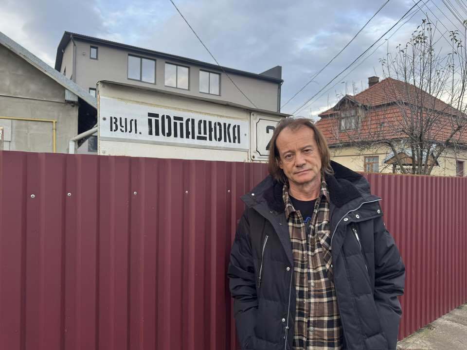 "Раніше російську в Торонто не чули". Василь Попадюк – про заможних українців на соціалці в Канаді, тестя Степана Хмару та страхи Василя Зінкевича