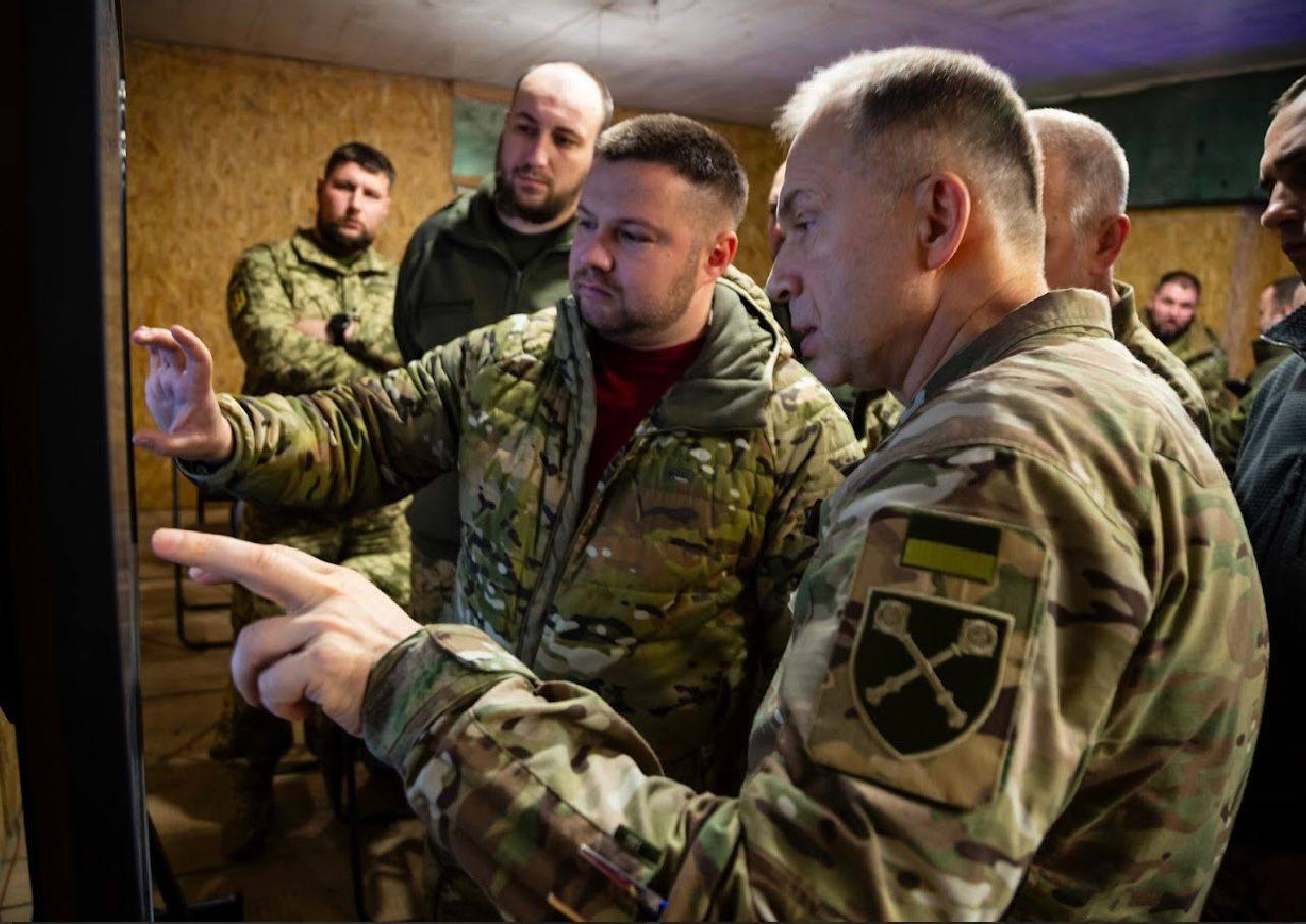 Нарада за участі Головнокомандувача ЗСУ Олександра Сирського