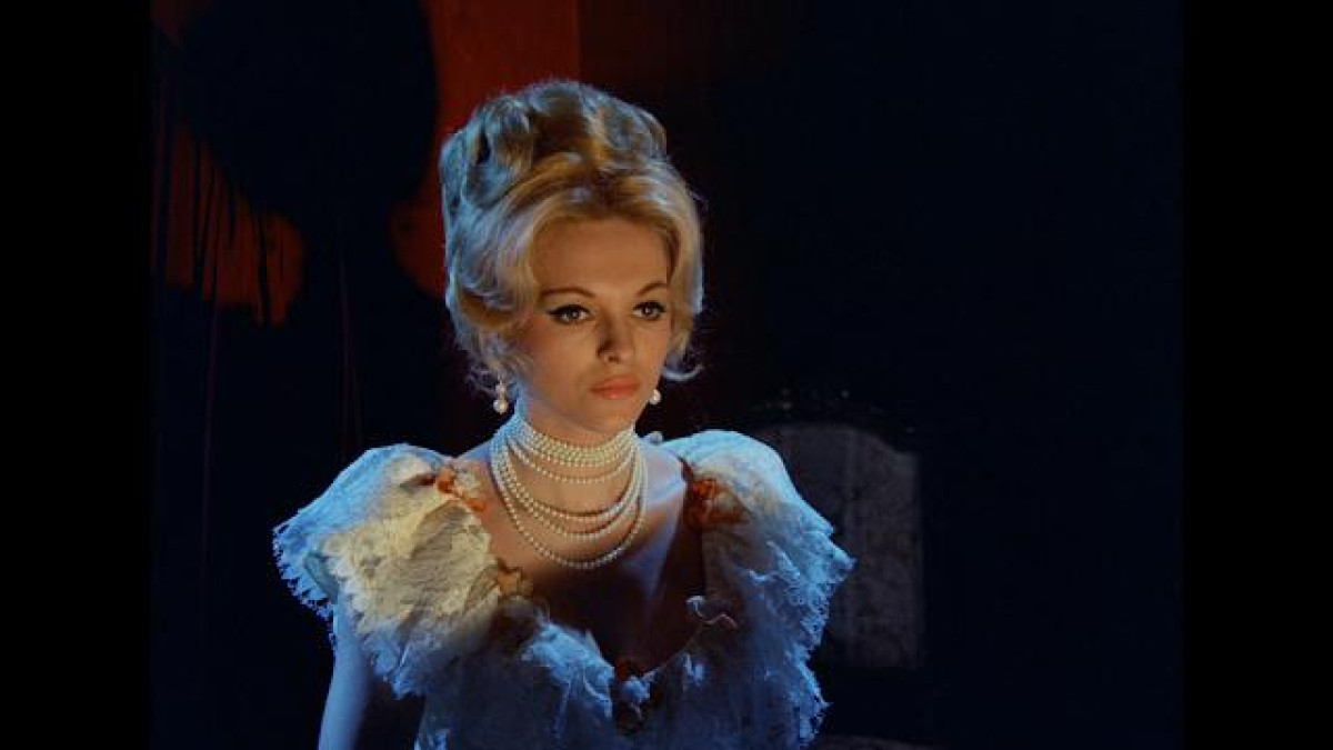 Кадр з фільму «Граф Дракула» (1970)