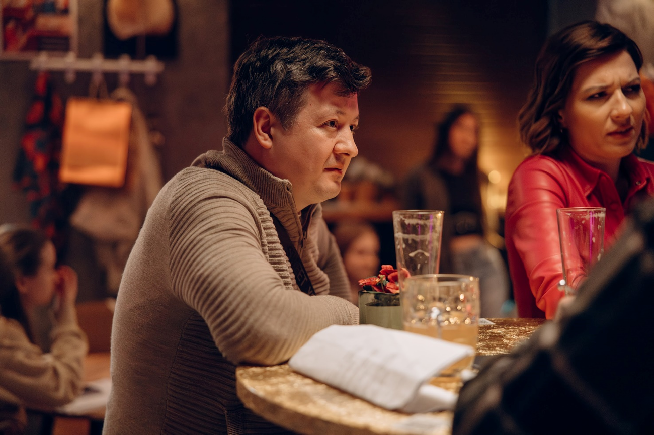 «Ховаючи колишню». Інтерв'ю з режисером, що створив серіал-сенсацію