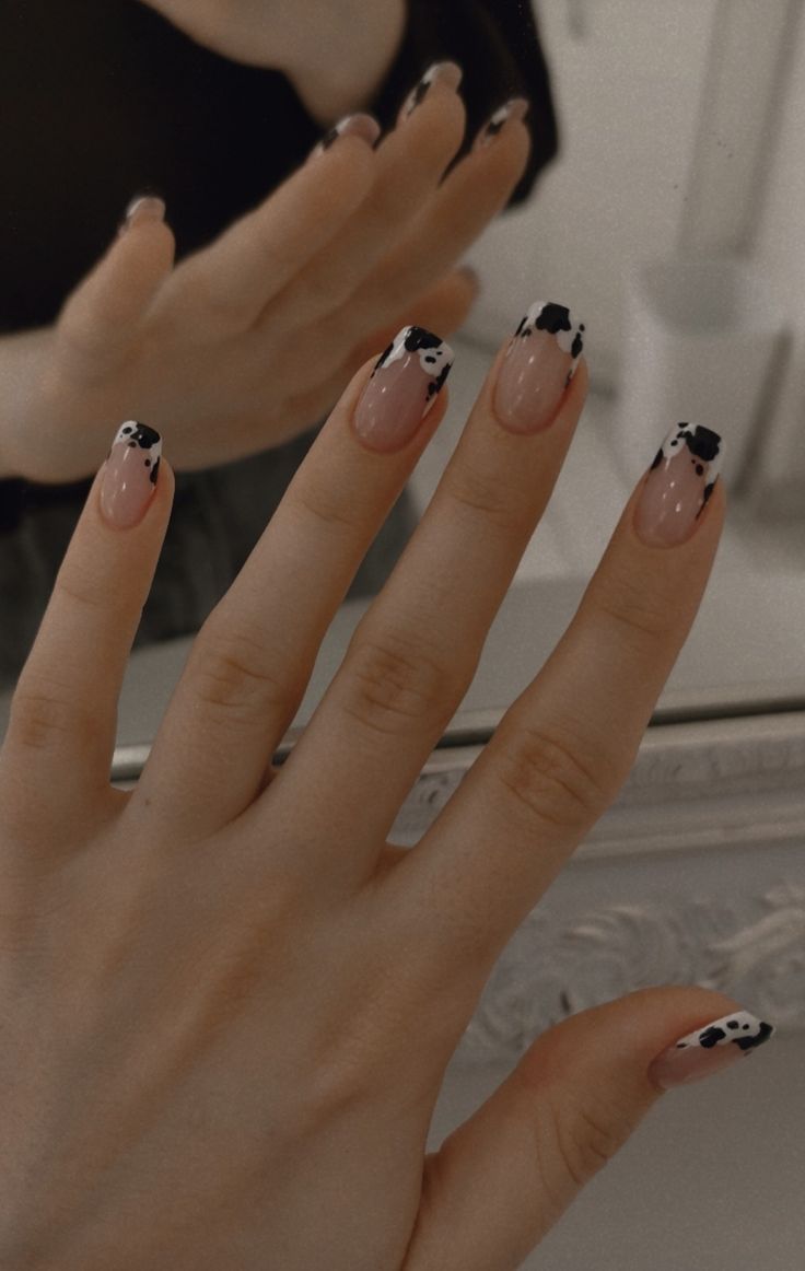 «Далматинові» нігті