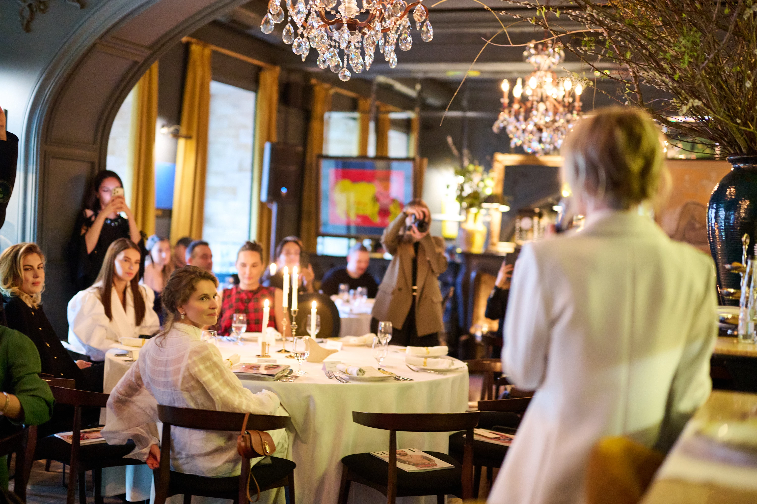 Не підписане зображення