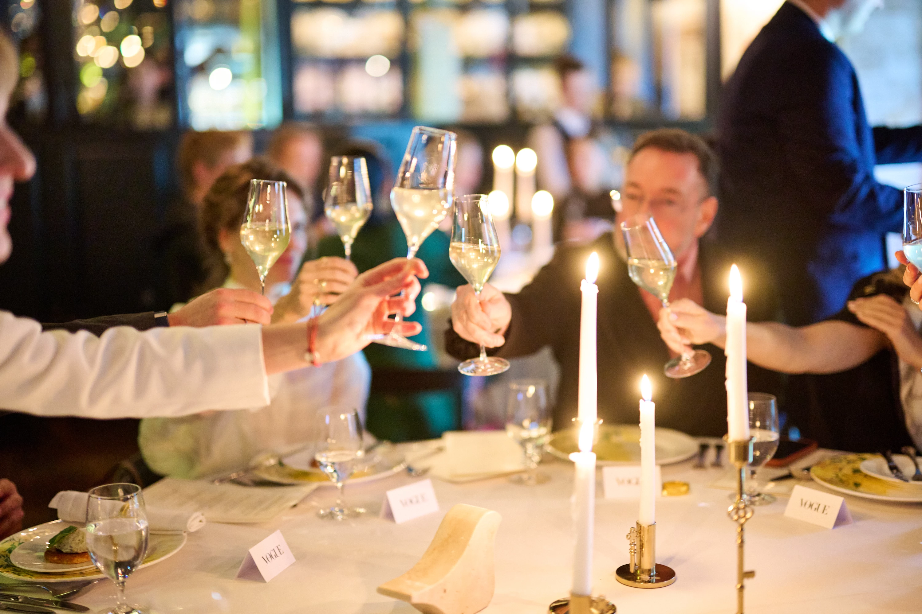 Не підписане зображення