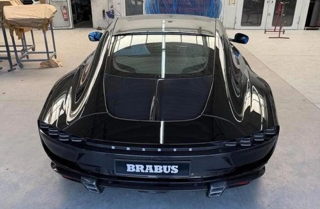 Задня частина Brabus Bodo 77