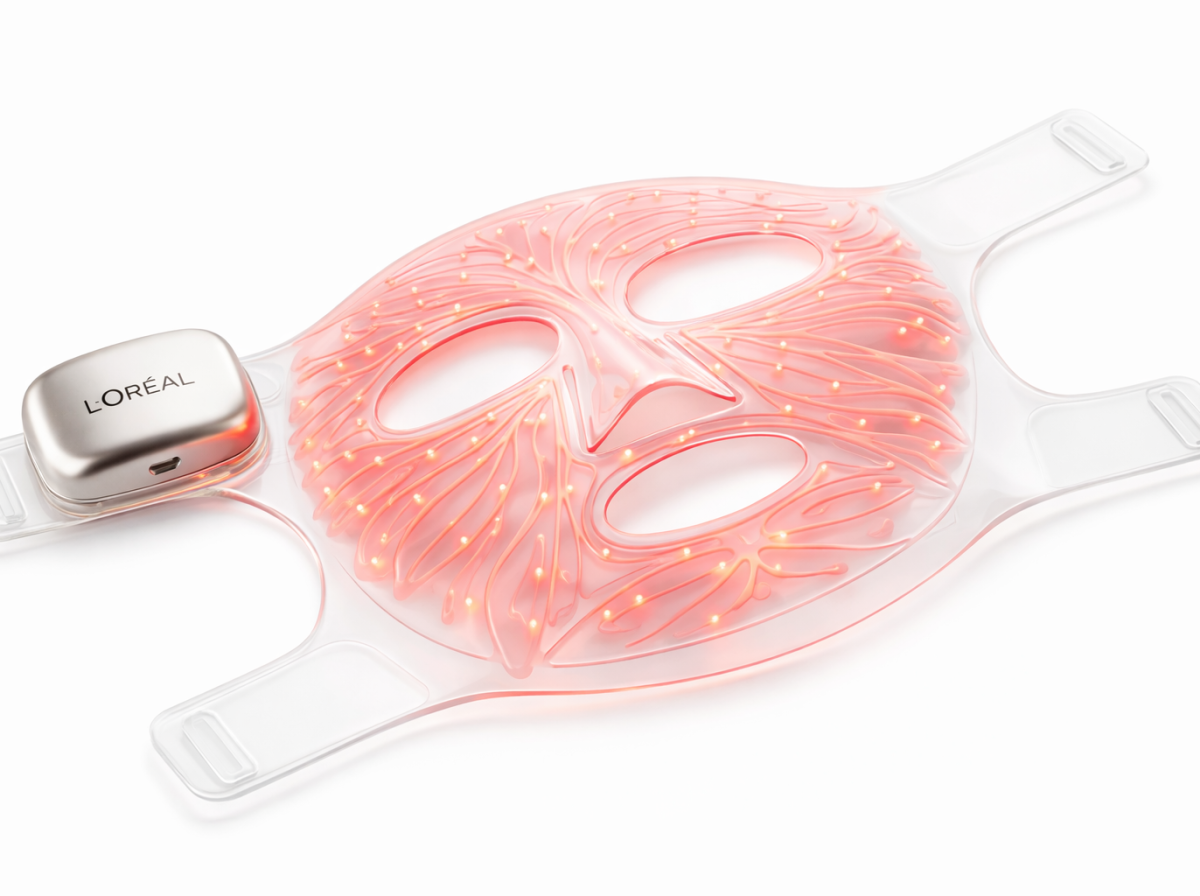 Маска LED Face Mask. Фото: L’Oréal Україна