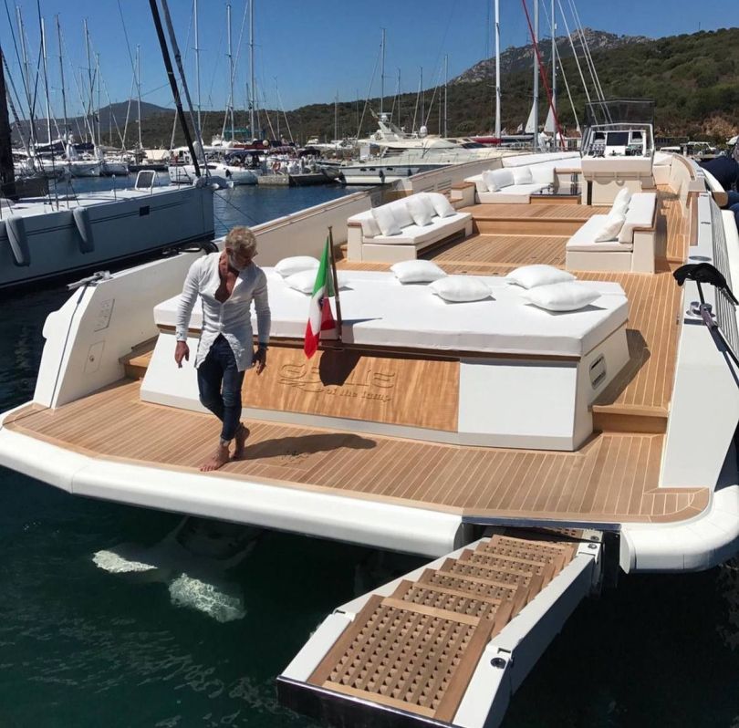 Джанлука Ваккі на яхті