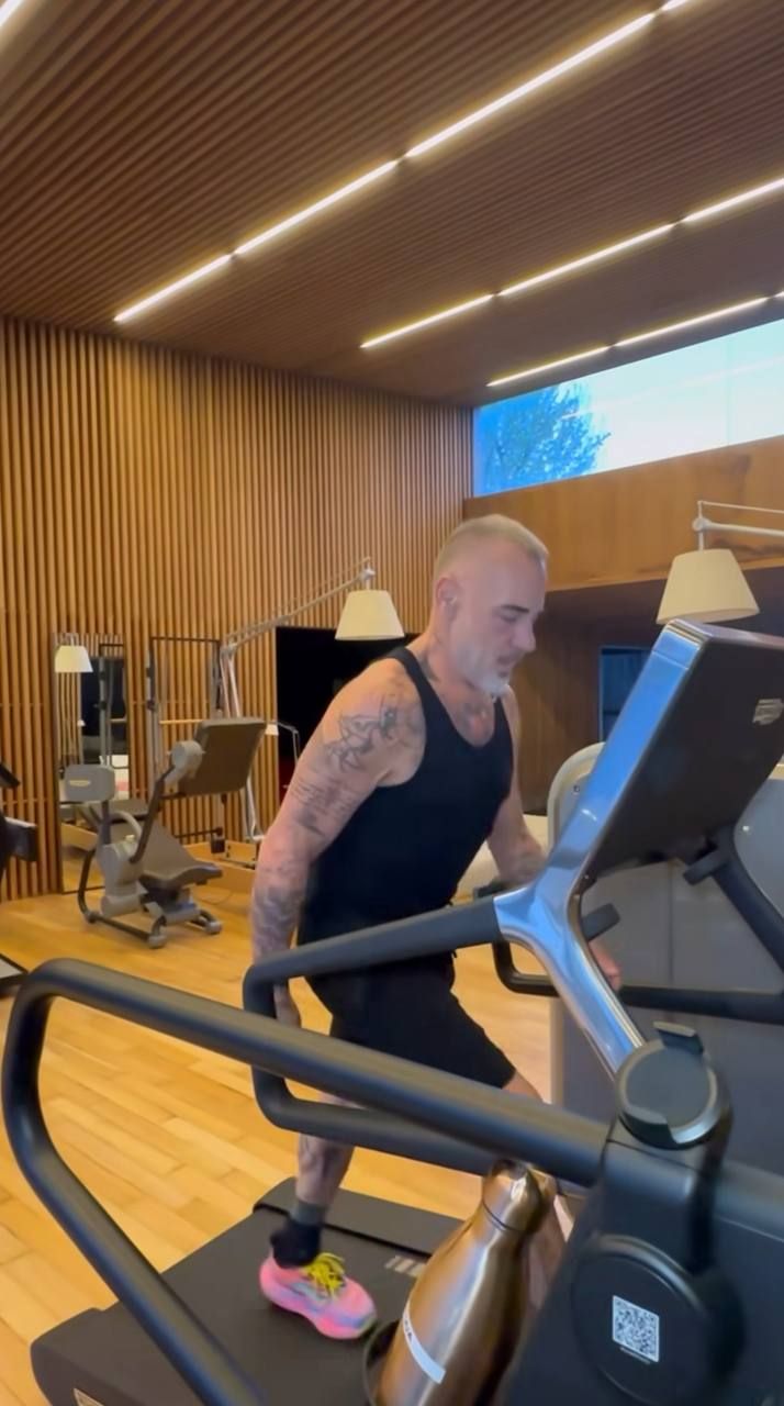 Джанлука Ваккі займається спортом