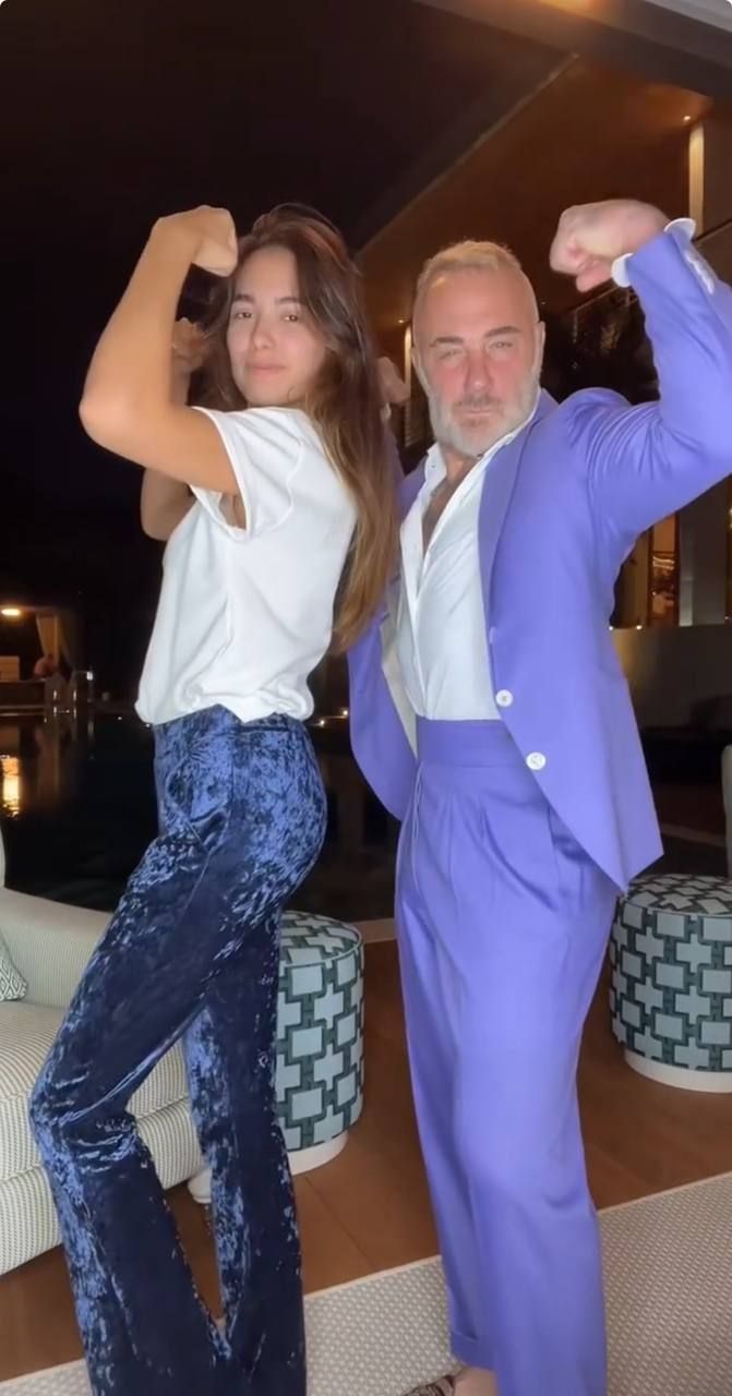 Джанлука Ваккі розважається з Шерон Фонсекою