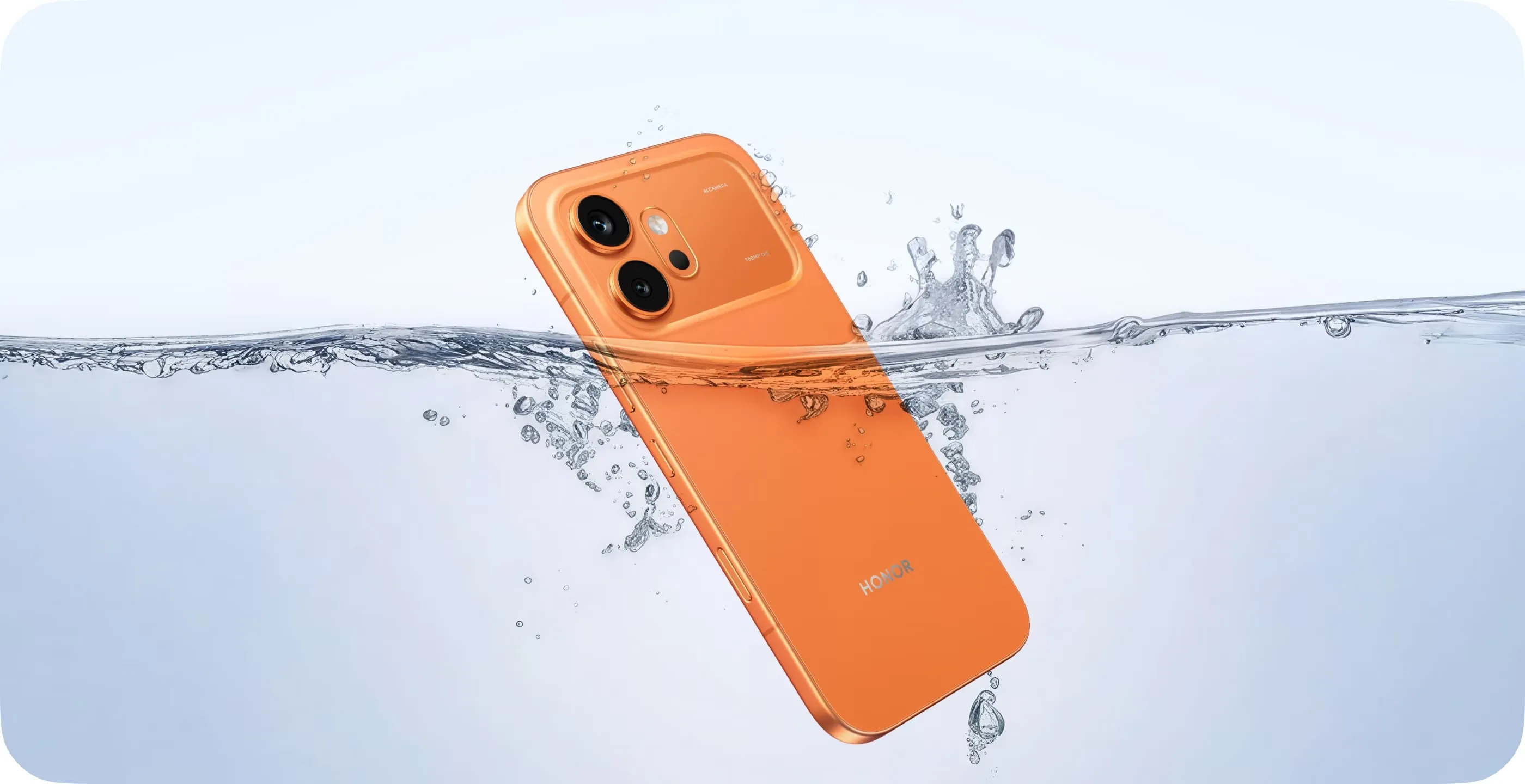 Смартфон витримує занурення та намокання / Фото Honor