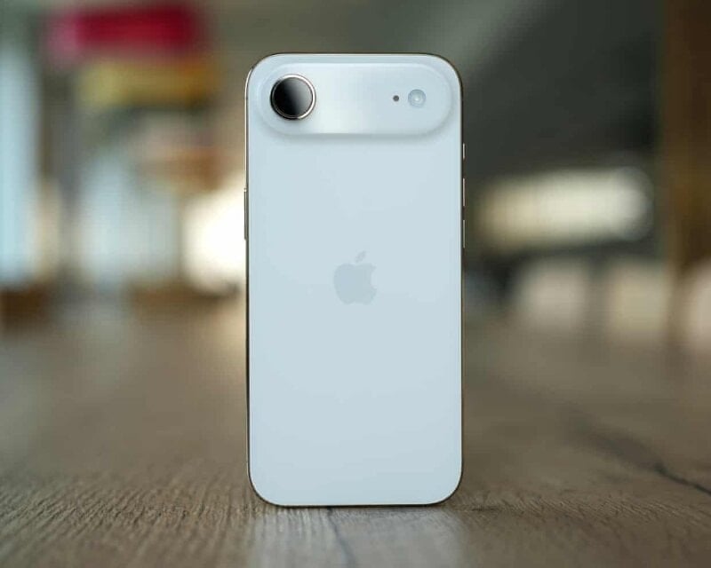 Ціна на iPhone 17 Air значно знизилася у В'єтнамі.