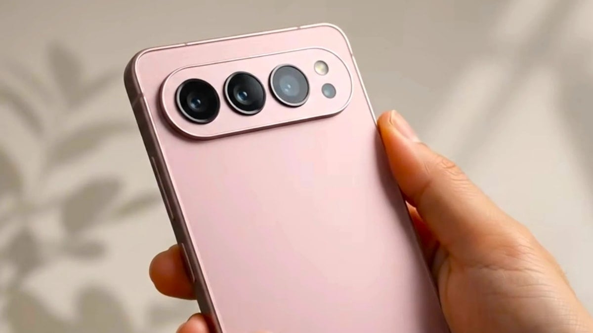 Samsung Galaxy S27 Ultra представляє новий дизайн горизонтальної потрійної камери.