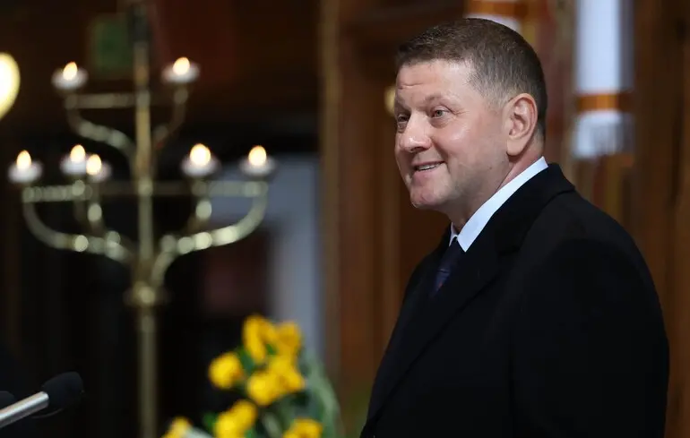 Військове керівництво було шоковане обшуками у Залужного на початку війни. Для них могло бути дві причини — ЗМІ Військове керівництво було шоковане обшуками у Залужного на початку війни. Для них могло бути дві причини — ЗМІ