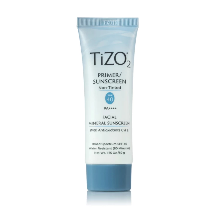 <b>TiZO² Primer/Sunscreen SPF 40 PA++++ — легкий нетонований захист для обличчя з ефектом матового праймера під макіяж; водостійкість до 80 хвилин</b>