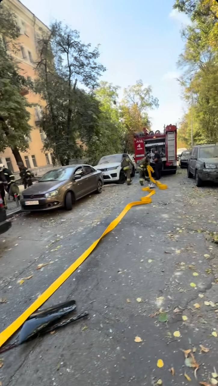 Біля офісу Люкс ФМ було влучання двох шахедів