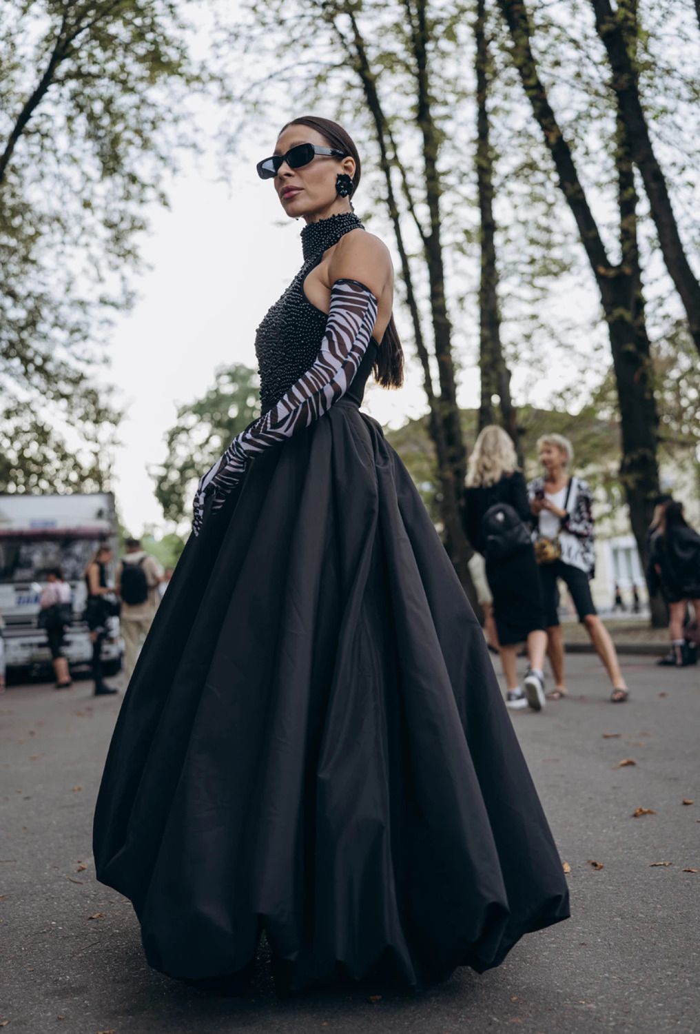 Найгарячіші street style-образи з третього та четвертого днів Ukrainian Fashion Week - 908411 Найгарячіші street style-образи з третього та четвертого днів Ukrainian Fashion Week - фото 908411