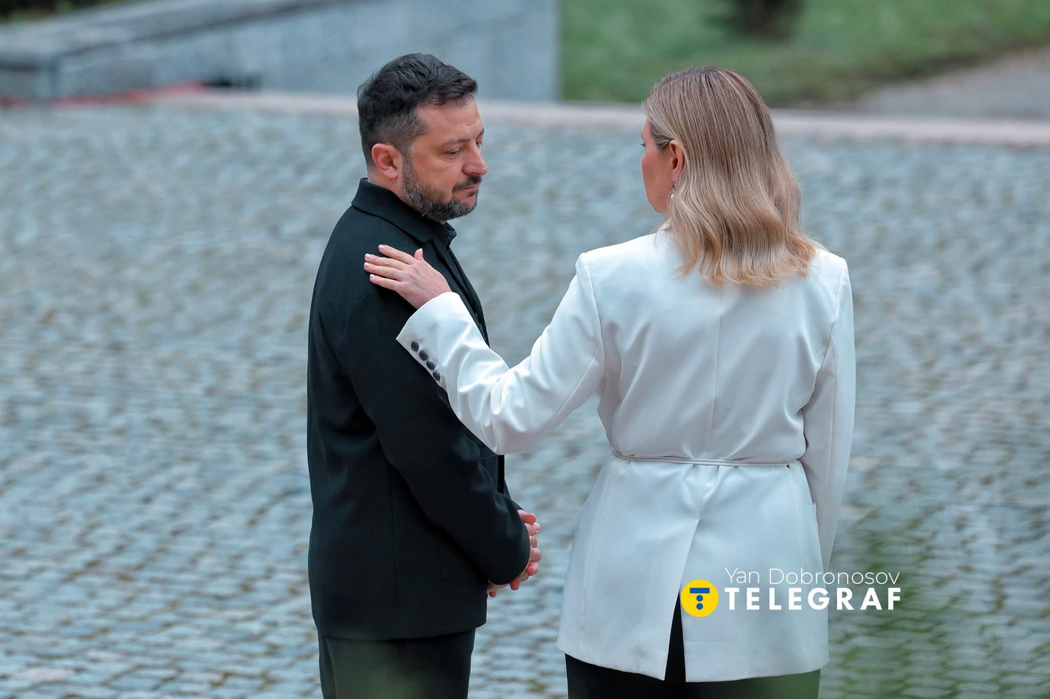 Володимир та Олена Зеленські Володимир та Олена Зеленські