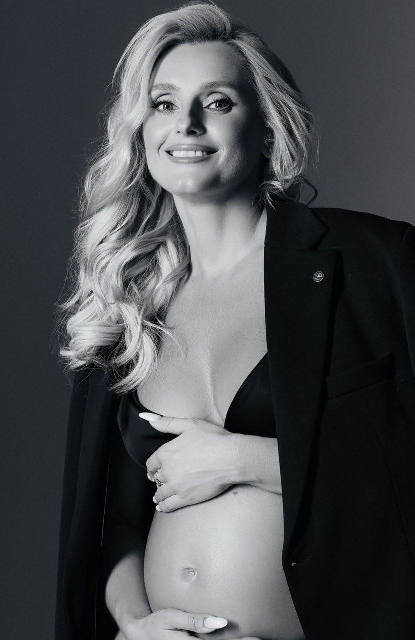 Ірина Федишин вагітна - фото 912935