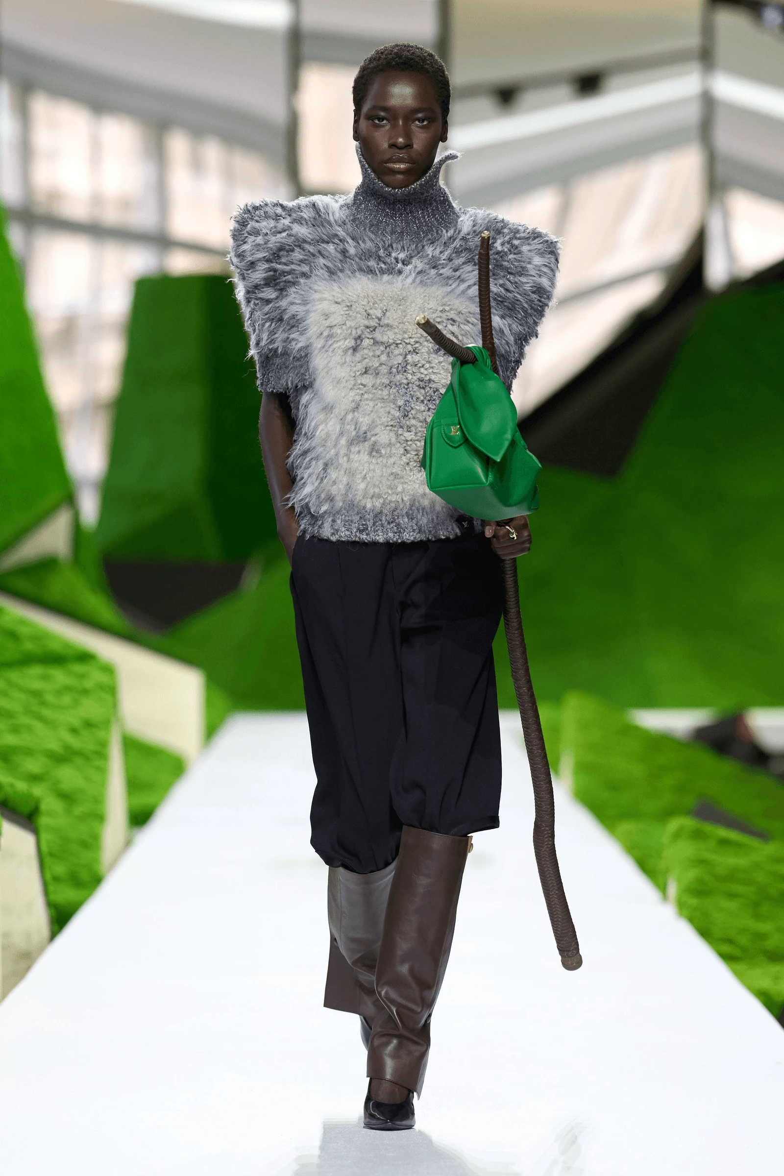 Louis Vuitton Louis Vuitton