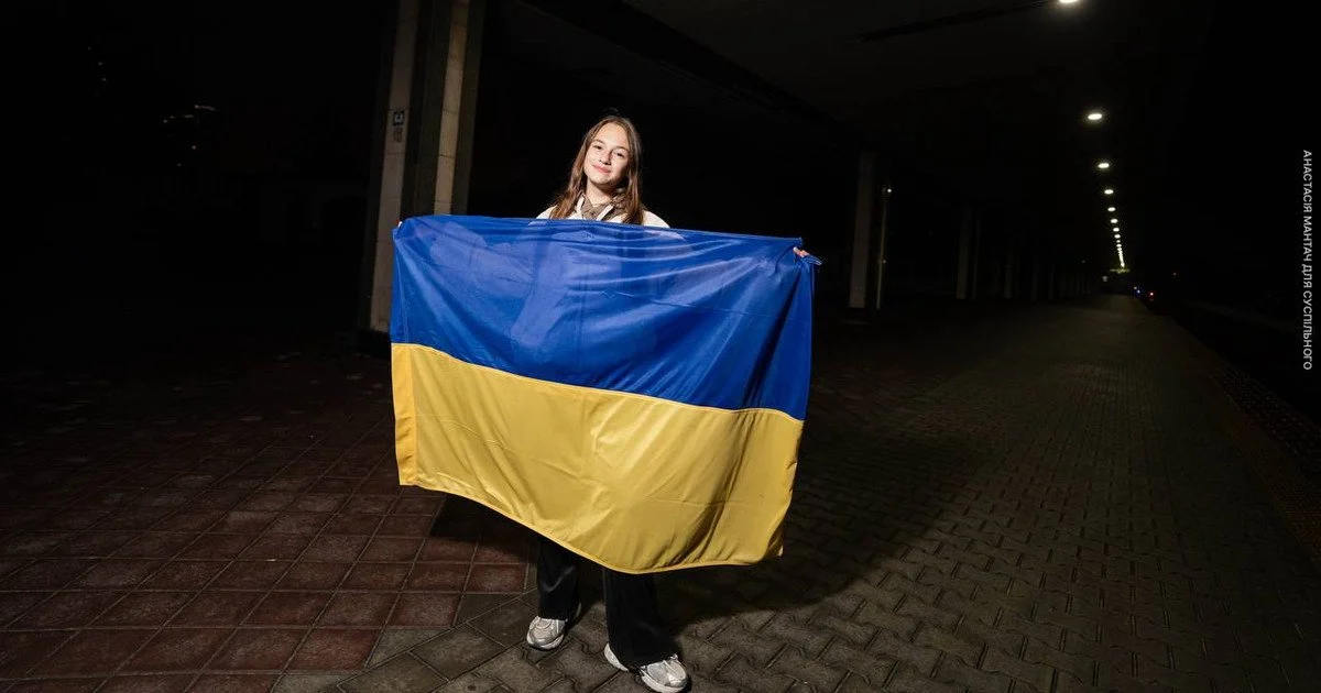 Еріка Колесніченко їде на Євробачення - фото з вокзалу